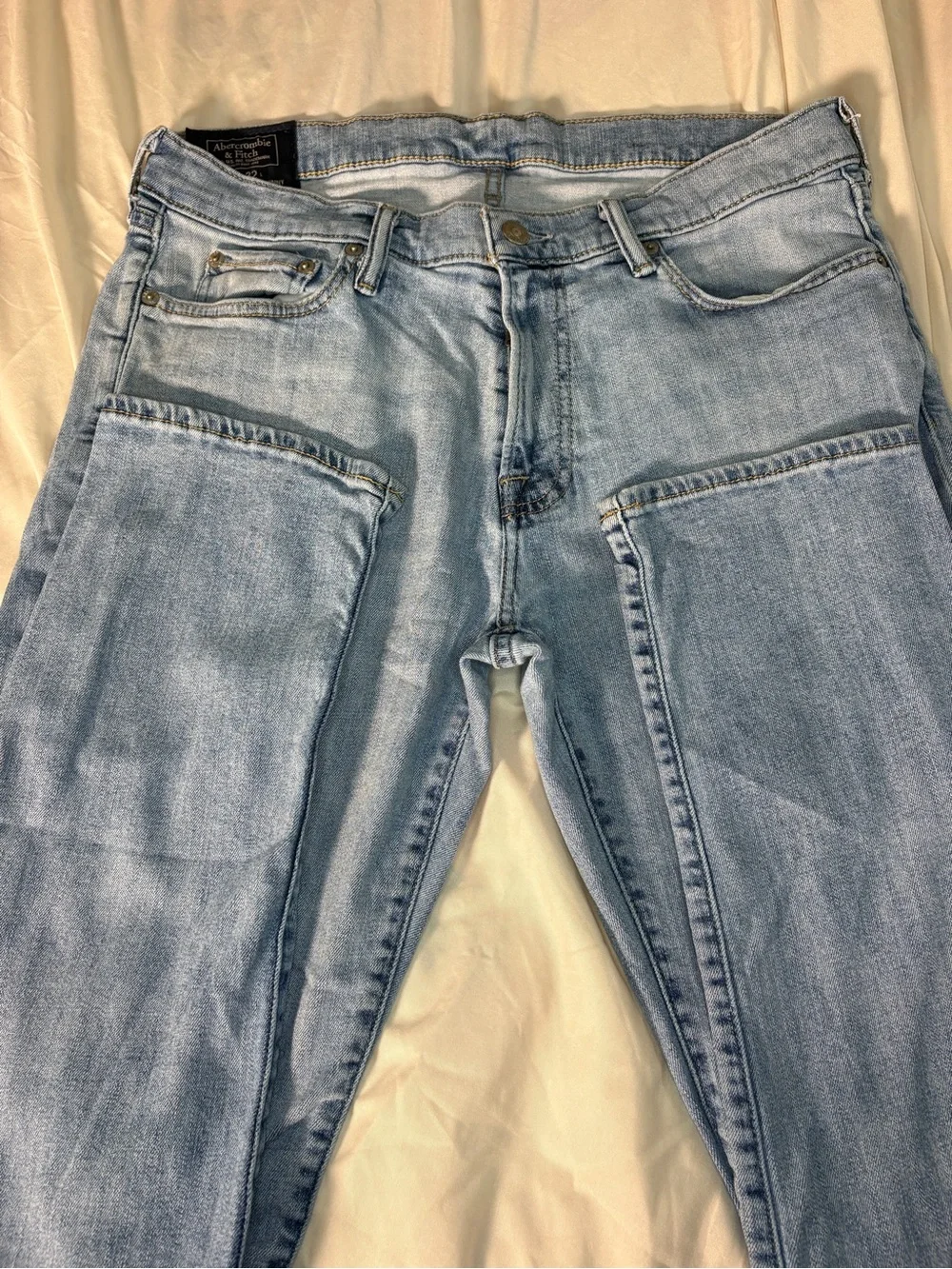 Abercrombie & Fitch classic light